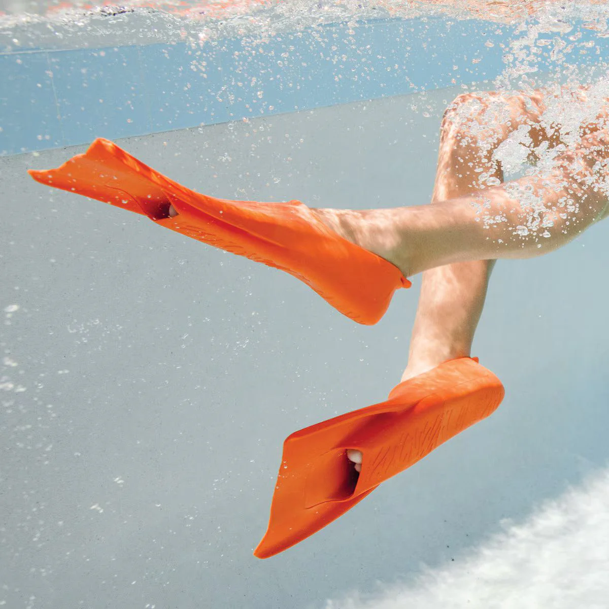 Finis Booster Short Blade Floating Fins - Image 6